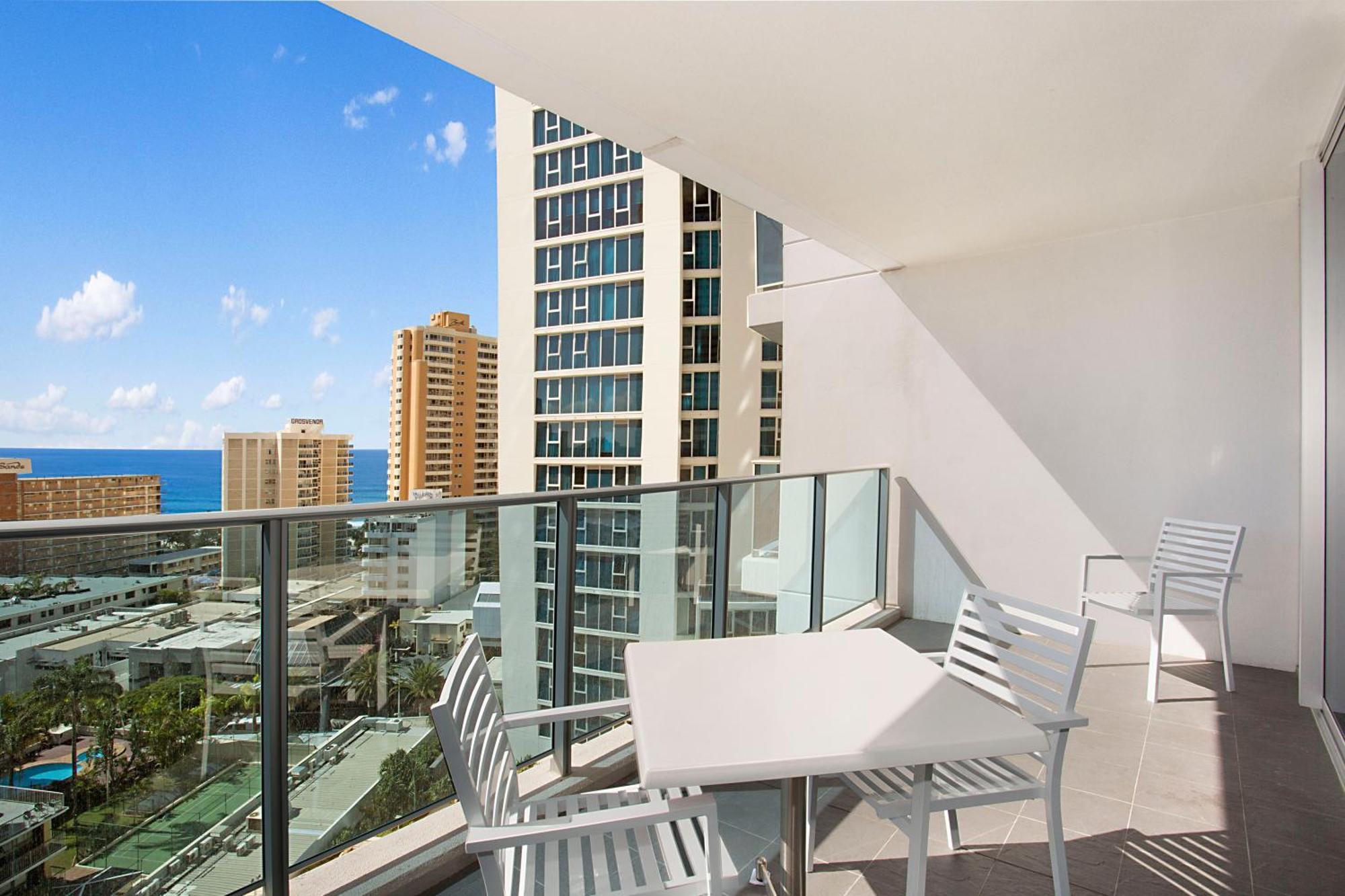Number 1 H Residences - Wifi, Parking & More By Gold Coast Holidays Kültér fotó