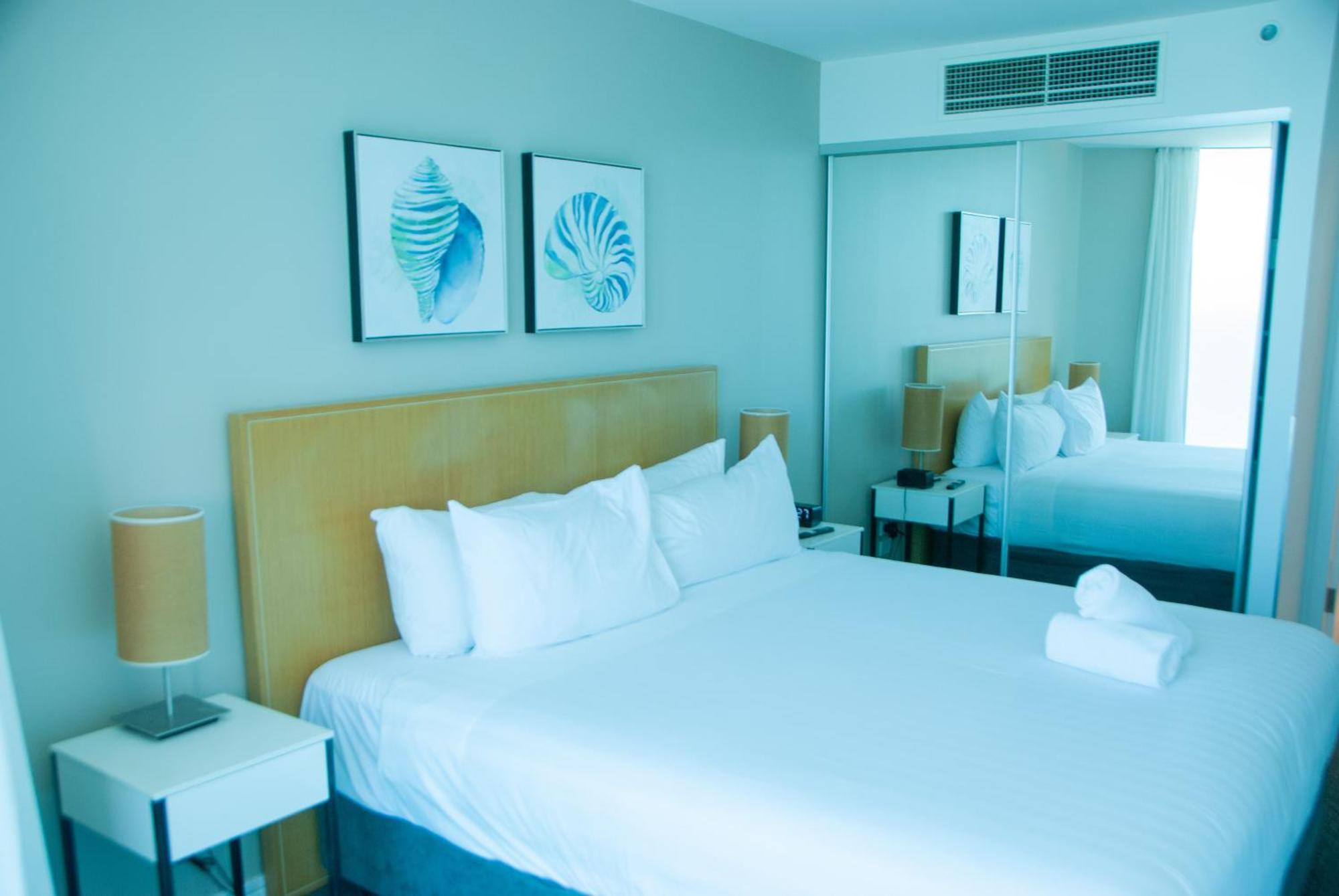 Number 1 H Residences - Wifi, Parking & More By Gold Coast Holidays Kültér fotó