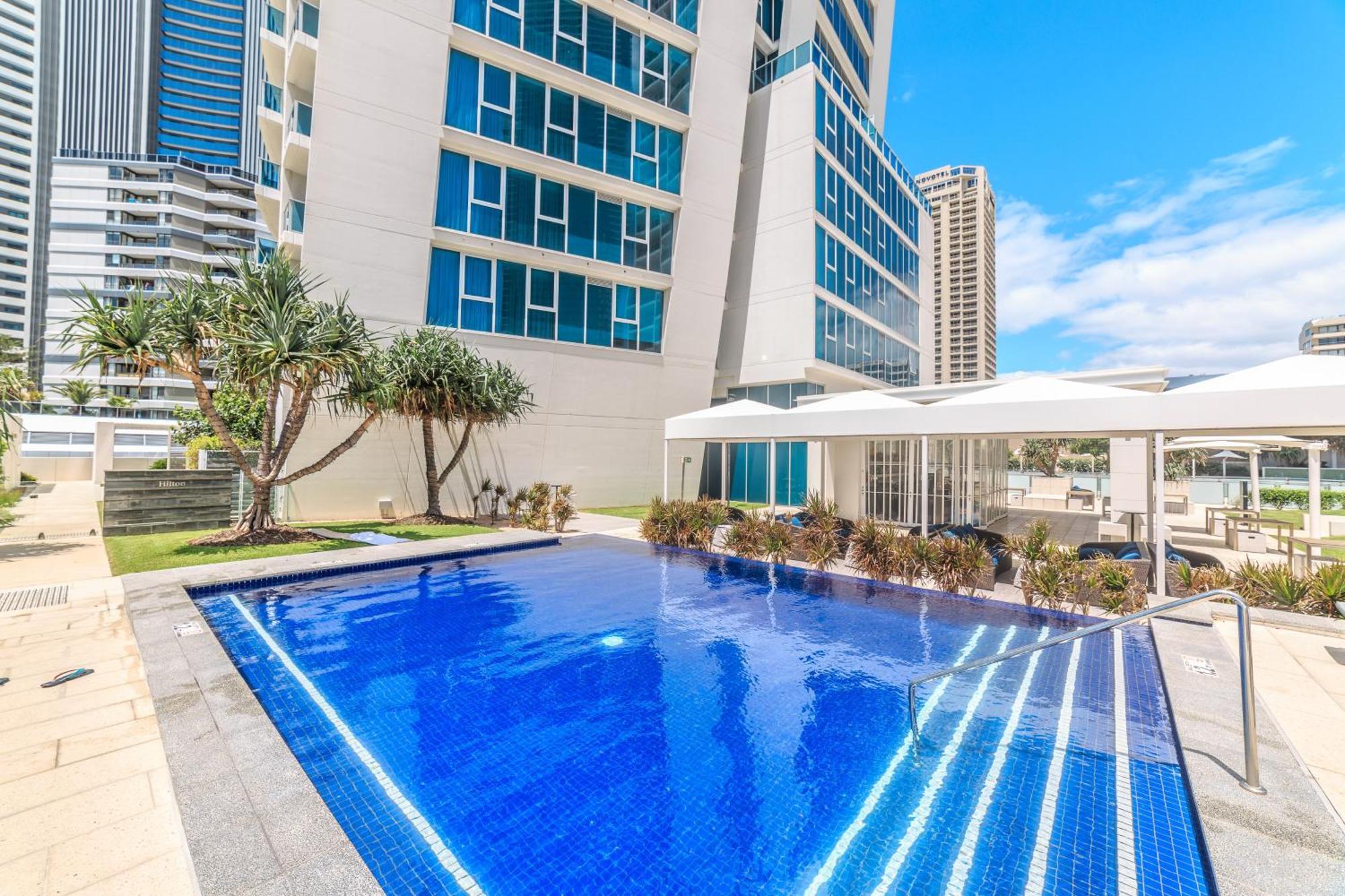 Number 1 H Residences - Wifi, Parking & More By Gold Coast Holidays Kültér fotó