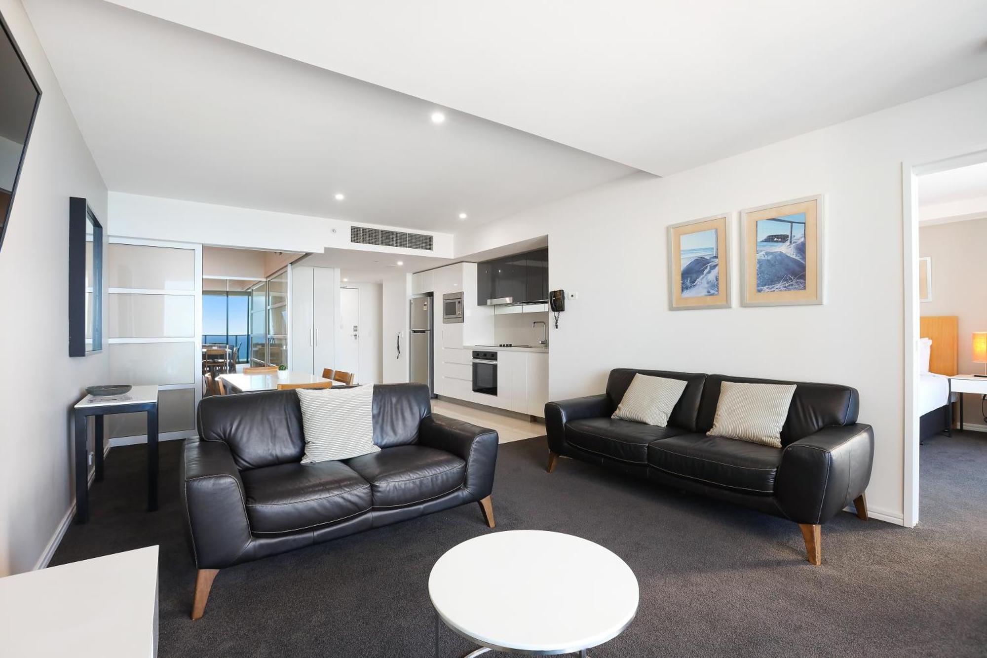 Number 1 H Residences - Wifi, Parking & More By Gold Coast Holidays Kültér fotó