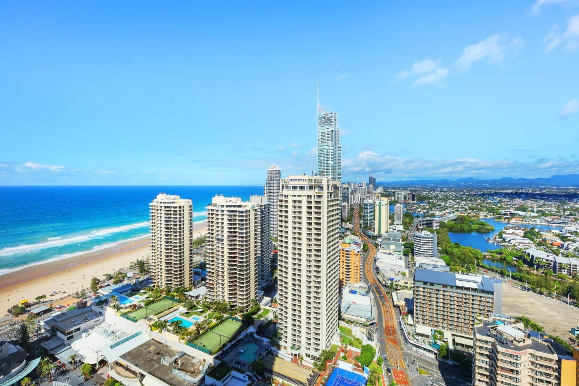 Number 1 H Residences - Wifi, Parking & More By Gold Coast Holidays Kültér fotó