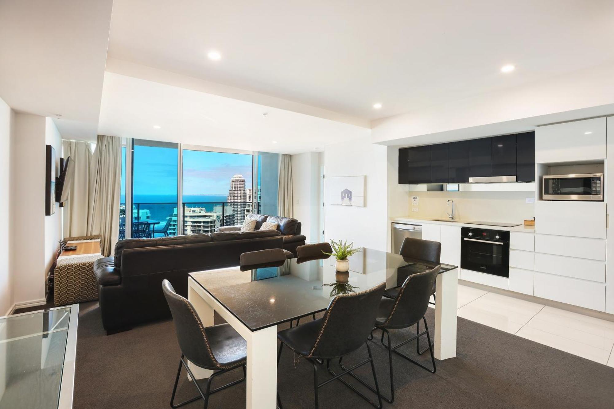 Number 1 H Residences - Wifi, Parking & More By Gold Coast Holidays Kültér fotó
