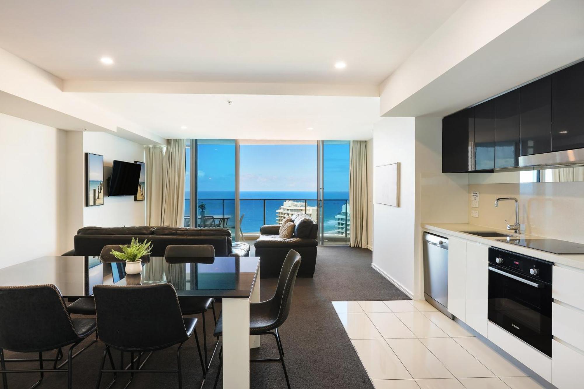 Number 1 H Residences - Wifi, Parking & More By Gold Coast Holidays Kültér fotó
