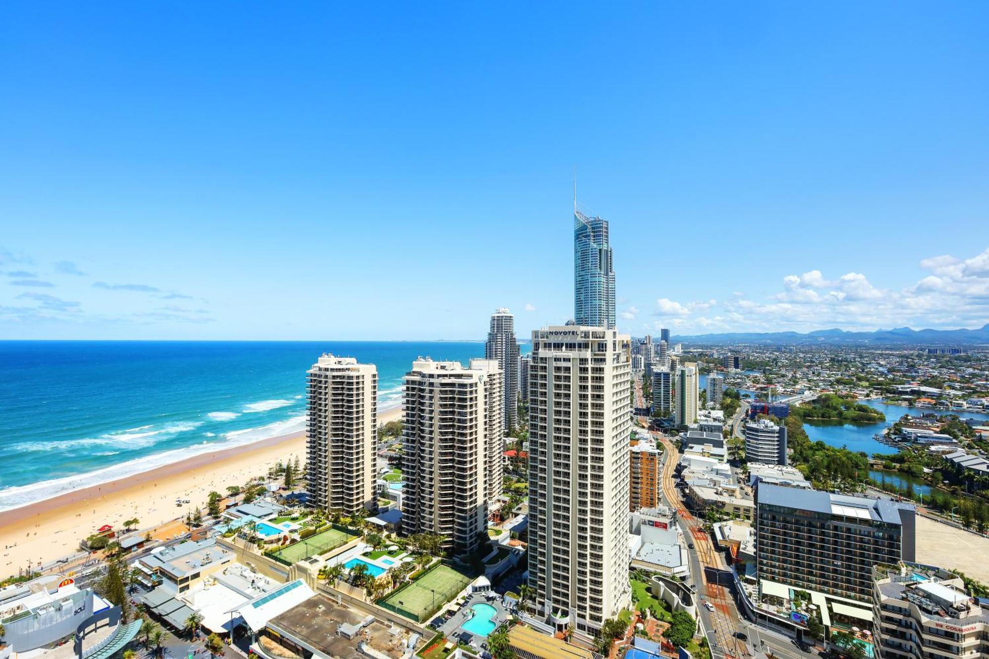 Number 1 H Residences - Wifi, Parking & More By Gold Coast Holidays Kültér fotó