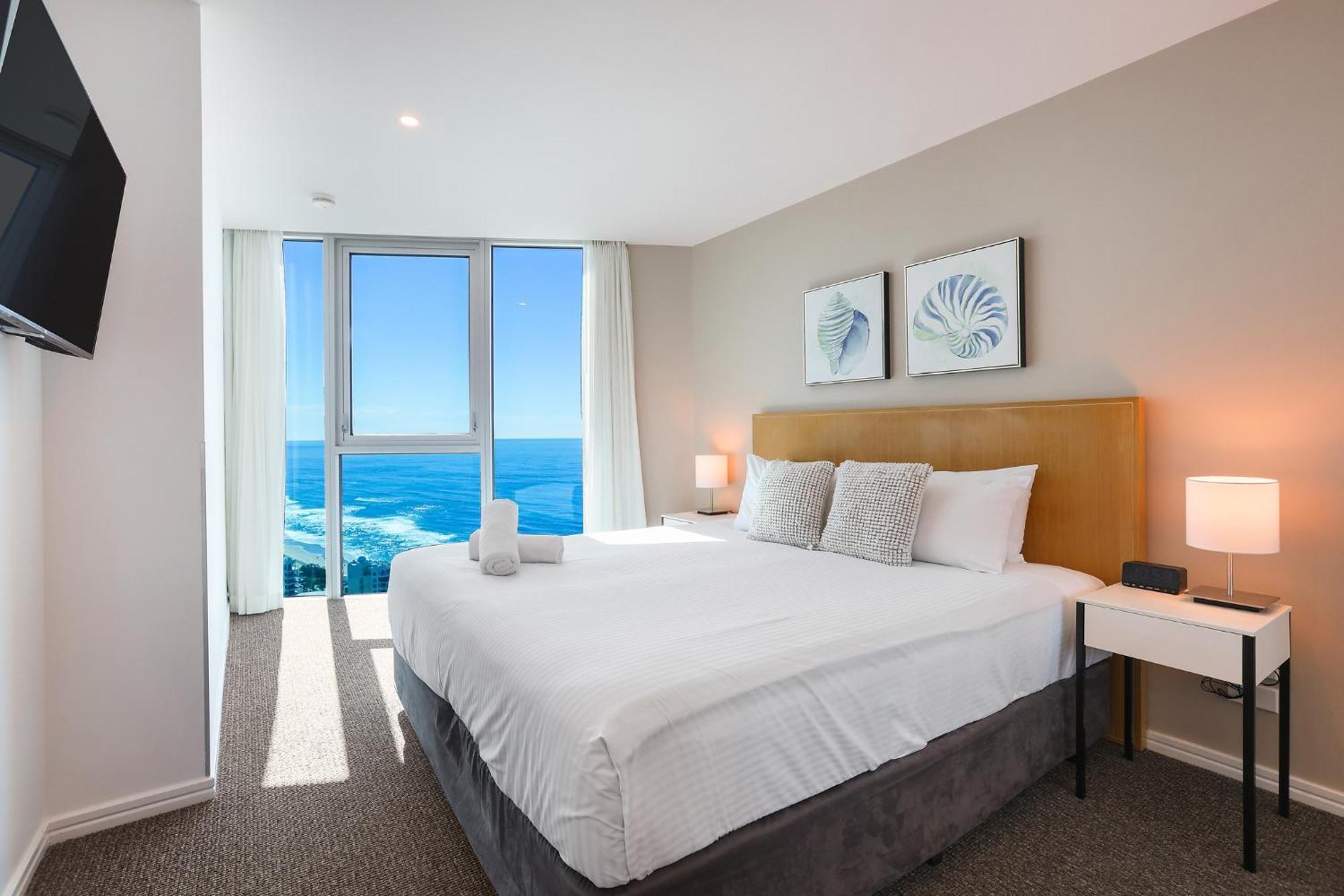 Number 1 H Residences - Wifi, Parking & More By Gold Coast Holidays Kültér fotó