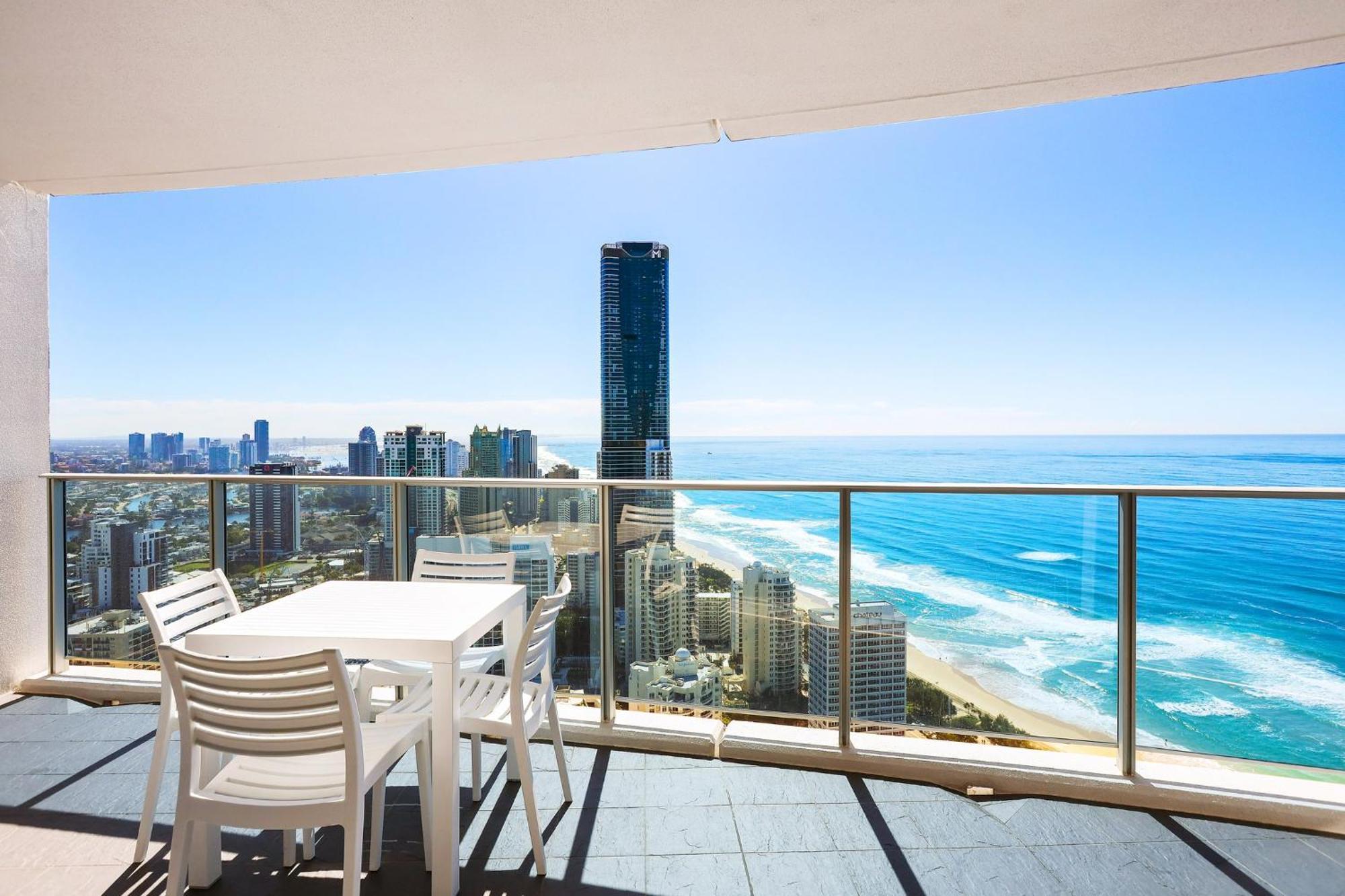 Number 1 H Residences - Wifi, Parking & More By Gold Coast Holidays Kültér fotó