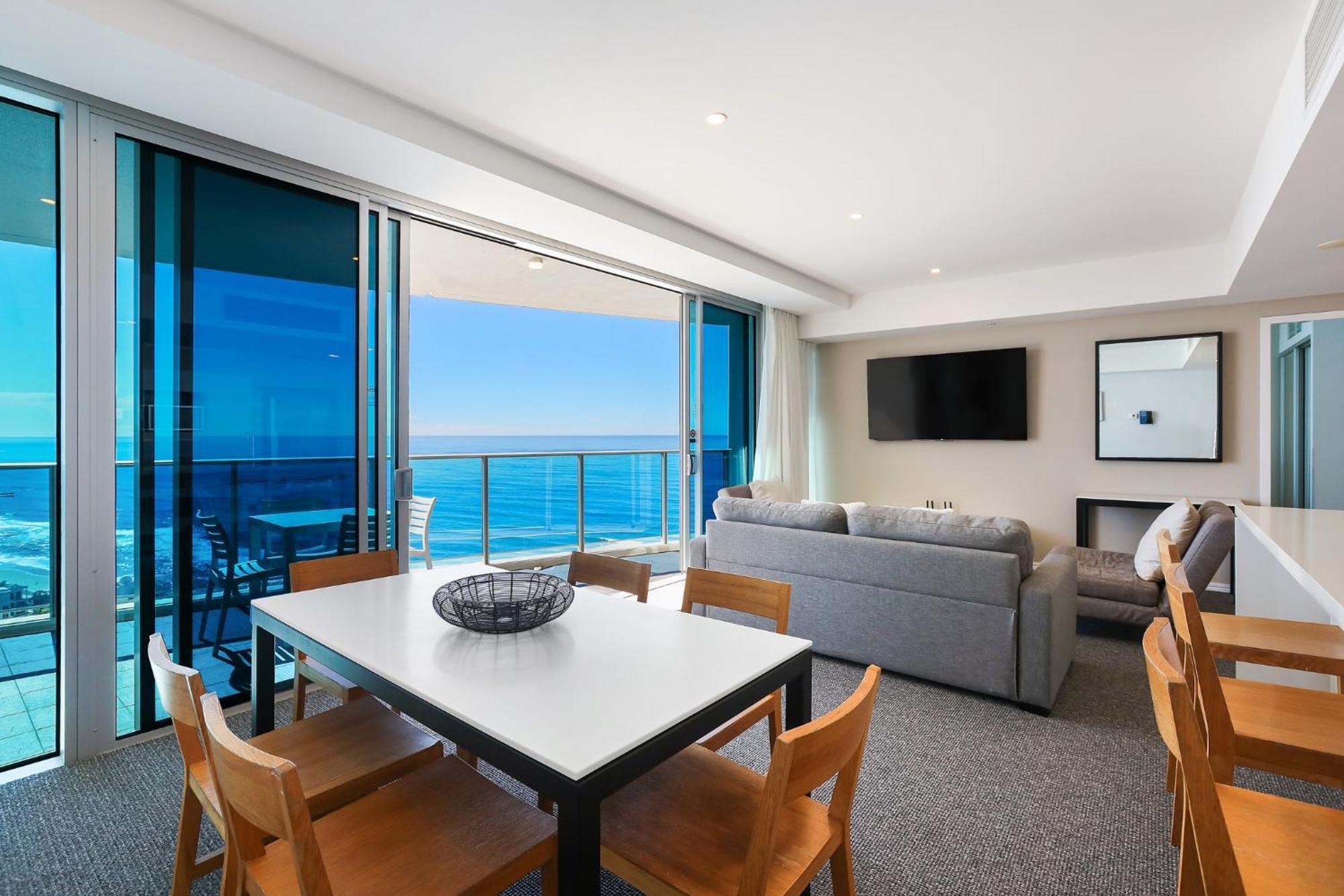 Number 1 H Residences - Wifi, Parking & More By Gold Coast Holidays Kültér fotó